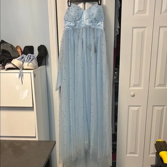 Maternity Photos Light Blue Strapless Dress with Pearl Embellishments Corset tie - Picture 2 of 8